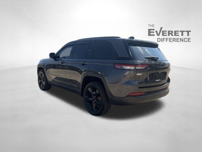 2022 Jeep Grand Cherokee Altitude
