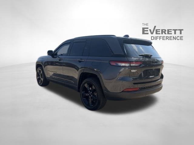 2022 Jeep Grand Cherokee Altitude