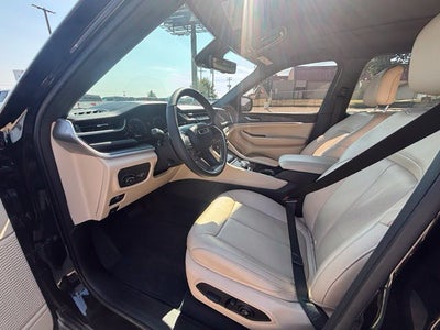 2023 Jeep Grand Cherokee L Limited 4x4