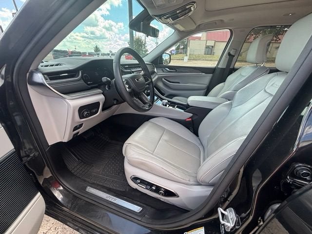 2022 Jeep Grand Cherokee L Overland 4x4