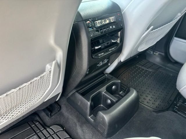 2022 Jeep Grand Cherokee L Overland 4x4