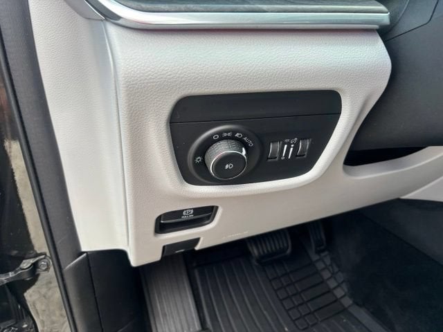 2022 Jeep Grand Cherokee L Overland 4x4