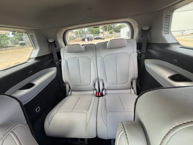 2022 Jeep Grand Cherokee L Overland 4x4
