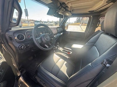 2025 Jeep Gladiator High Tide