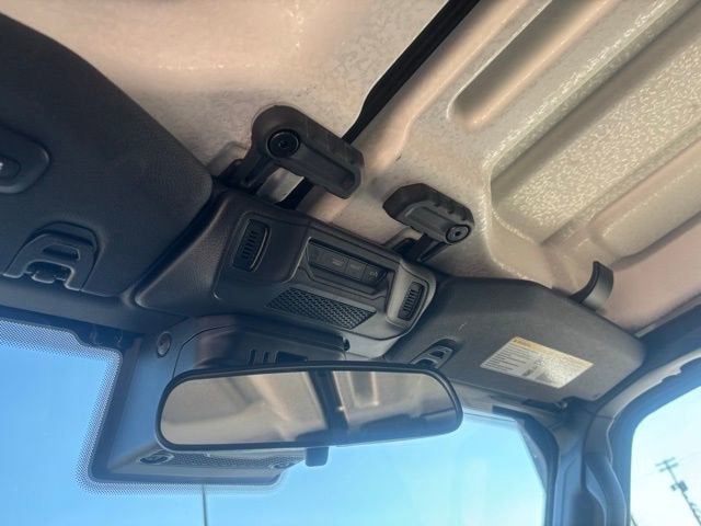 2025 Jeep Gladiator High Tide