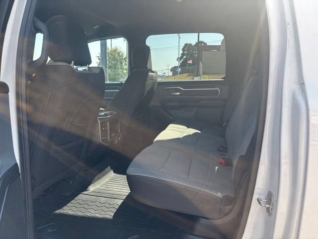 2022 RAM 1500 Big Horn Crew Cab 4x4 5'7" Box