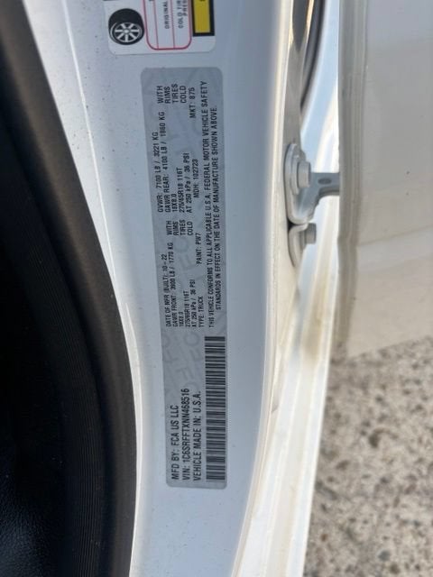 2022 RAM 1500 Big Horn Crew Cab 4x4 5'7" Box