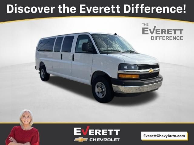 2026 Chevrolet Express Passenger 1LS
