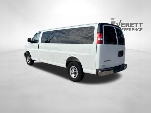 2026 Chevrolet Express Passenger 1LS