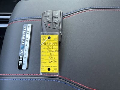 2024 Chevrolet Silverado EV RST