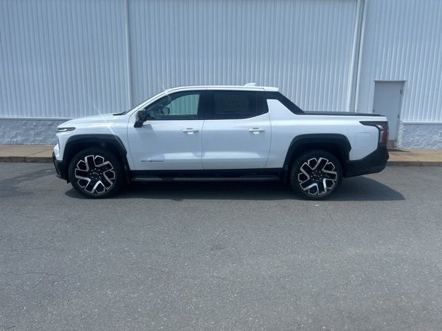 2024 Chevrolet Silverado EV RST