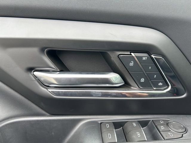 2024 Chevrolet Silverado EV RST