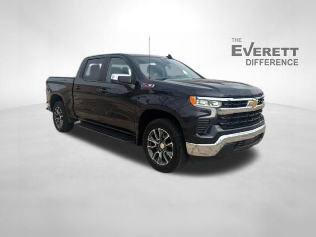 Used 2022 Chevrolet Silverado 1500 LT with VIN 1GCUDDED7NZ611512 for sale in Little Rock