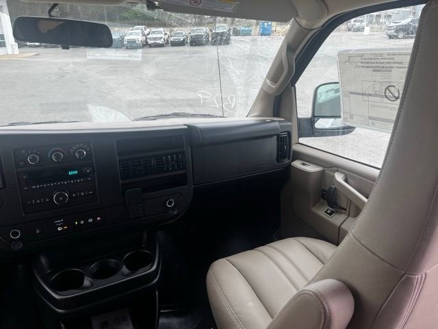 2025 Chevrolet Express Cargo 2500 WT