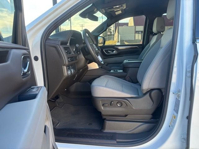 2024 GMC Yukon XL SLE