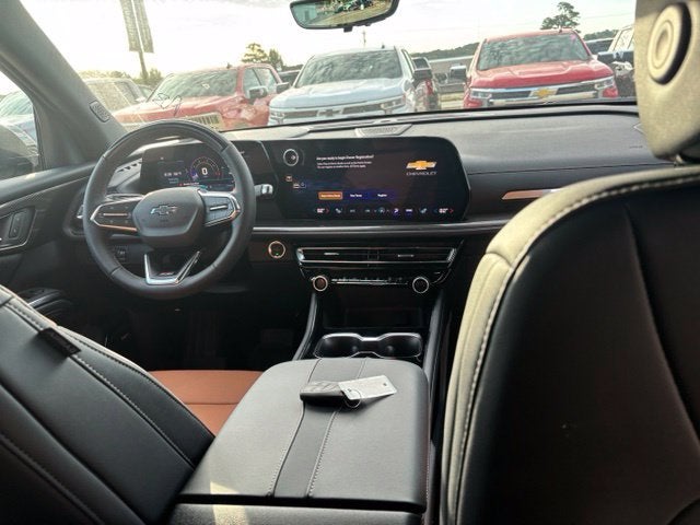 2027 Chevrolet Traverse Z71 - Photo 13