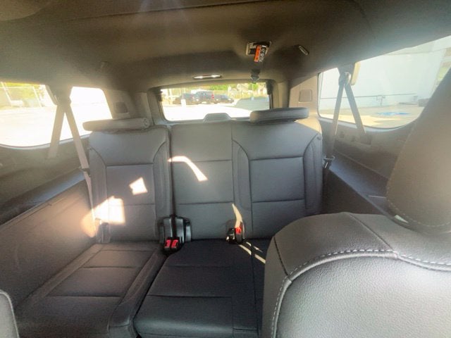 2026 Chevrolet Suburban Z71 - Photo 21