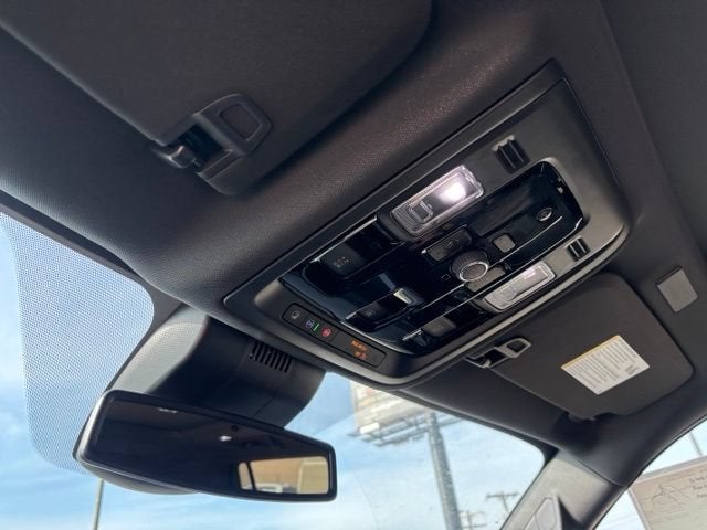 2026 Chevrolet Suburban RST - Photo 23