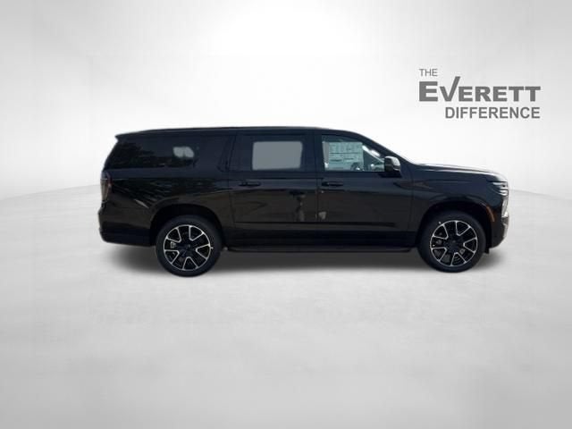 2026 Chevrolet Suburban RST - Photo 8