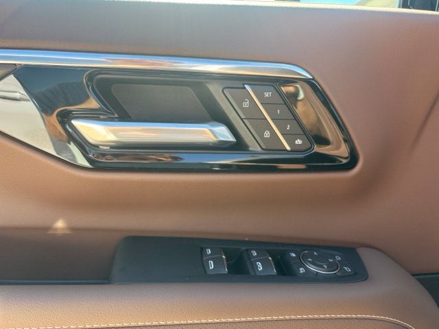2027 Chevrolet Tahoe High Country - Photo 22