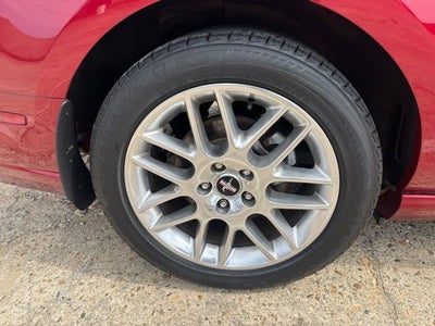 2014 Ford Mustang V6