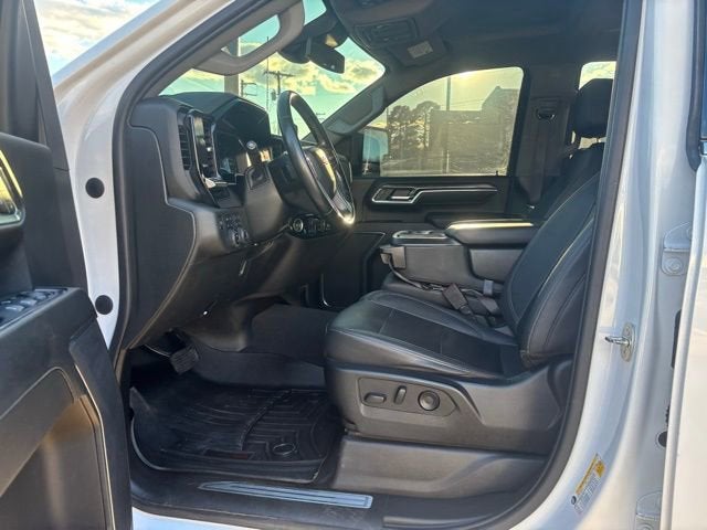 Used 2024 Chevrolet Silverado 2500HD LTZ with VIN 2GC1YPEY2R1104429 for sale in Little Rock