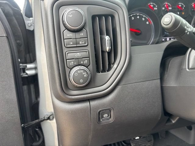 2026 Chevrolet Silverado 1500 Custom - Photo 18
