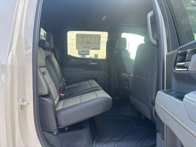 2026 Chevrolet Silverado 1500 ZR2 - Photo 14