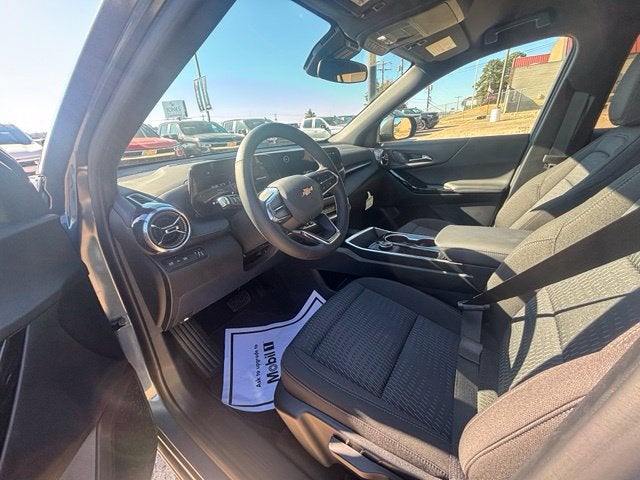 2027 Chevrolet Equinox LT - Photo 11