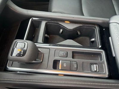 2023 Nissan Pathfinder SL FWD