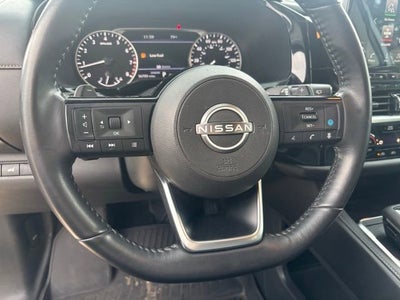 2023 Nissan Pathfinder SL FWD