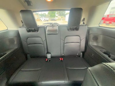 2023 Nissan Pathfinder SL FWD