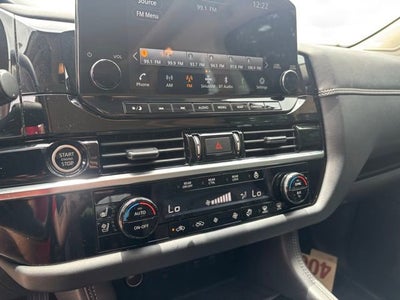 2024 Nissan Pathfinder Platinum