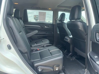 2018 Toyota Highlander SE